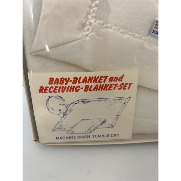 Quiltex Vintage Bear Baby Blanket Silky Edge Satin Printed Binding NOS USA Boxed - Picture 4 of 9